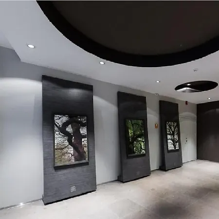 Kreutzwaldi Penthouse Apartment *