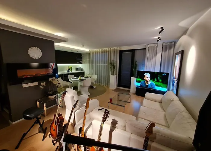 Hotell Kreutzwaldi Penthouse *