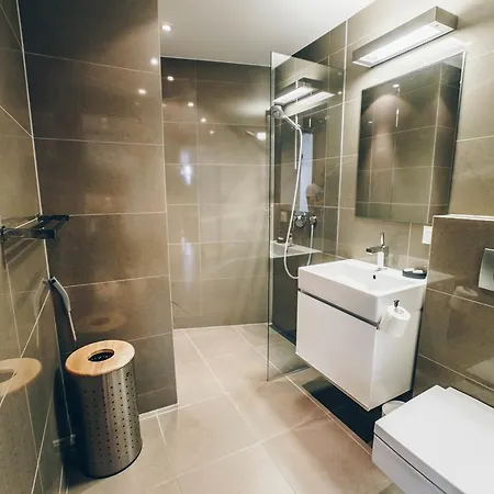 Kreutzwaldi Penthouse Отель