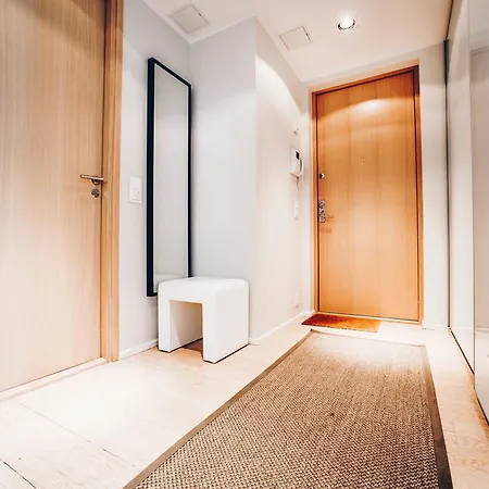 Отель Kreutzwaldi Penthouse Таллин